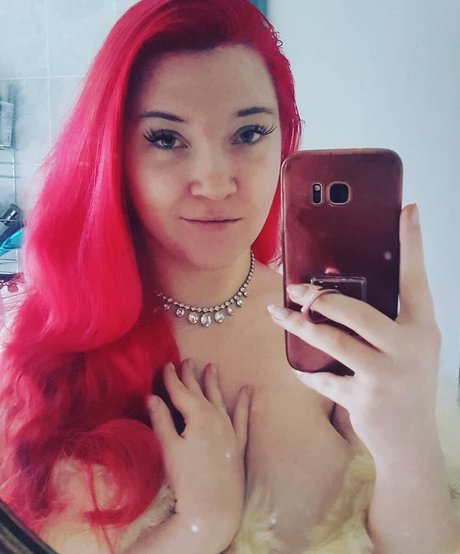 Ariel Vanderberg エロティック女優 画像