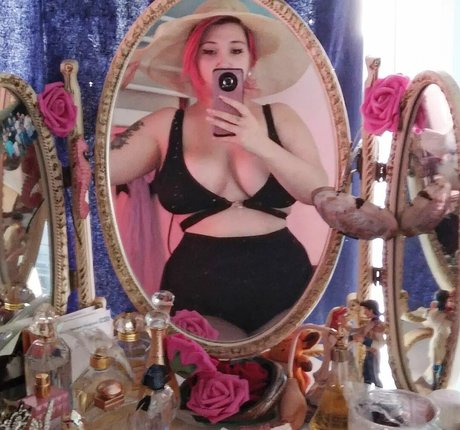 Ariel Vanderberg アダルト女優 アーカイブ