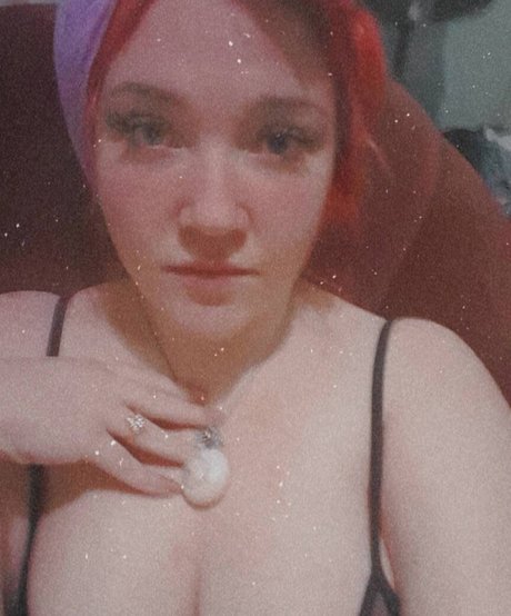 Ariel Vanderberg トップスター 写真