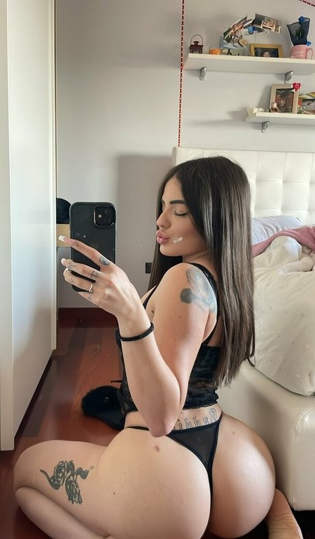 Greta Delmonte セクシーなスター 写真