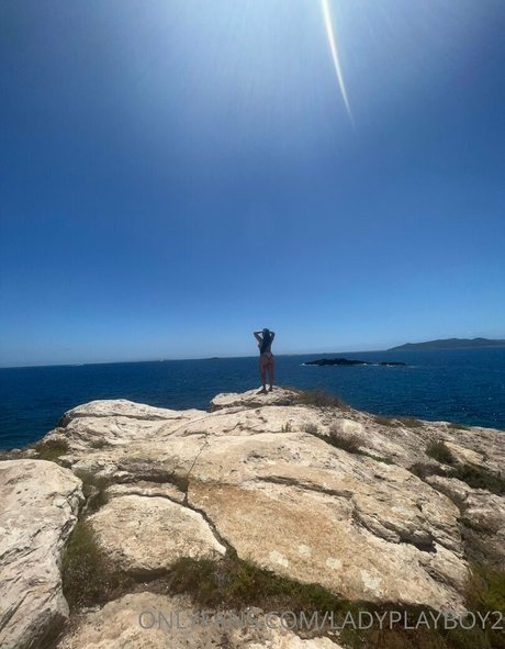 ladyplayboy2 ポルノモデル 写真