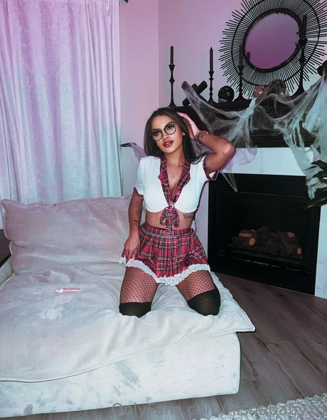 ぽっちゃりブロンドOnlyFans ホットポルノ 画像