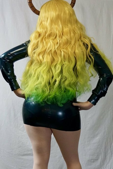 lucoakig かわいいモデル 写真