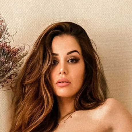 Alex En Vrai 可愛いモデル 写真