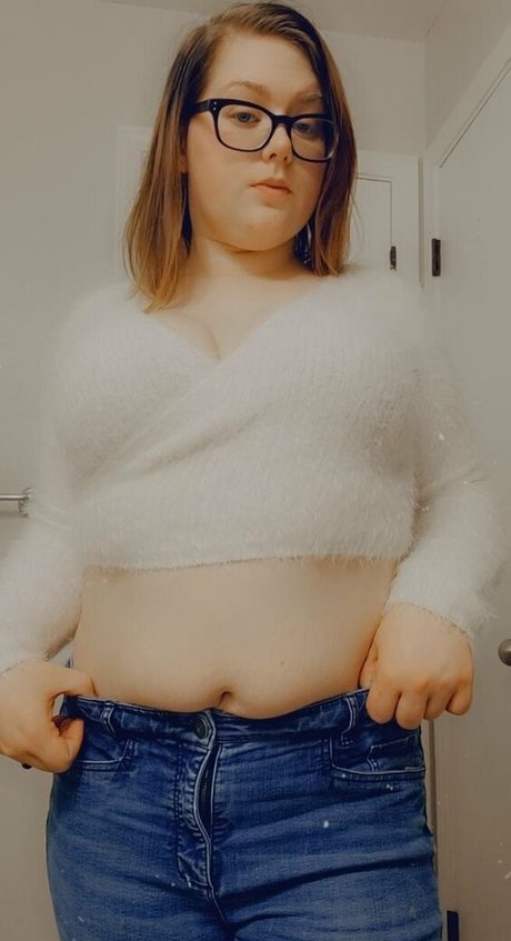 トゥワークオンリーファン ポルノ 写真