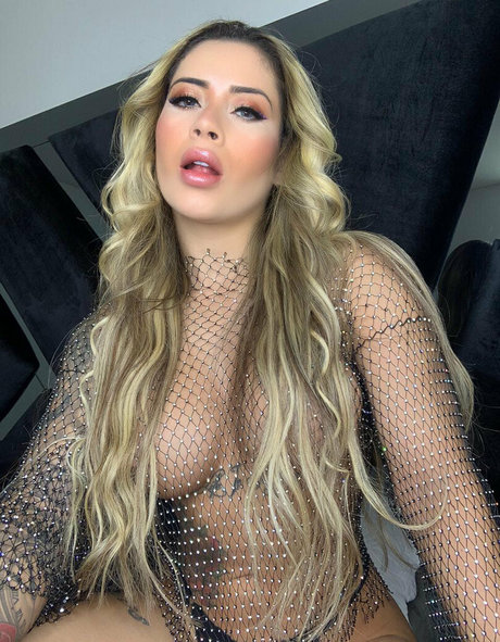 ディスコード トランス OnlyFans ポルノ 画像