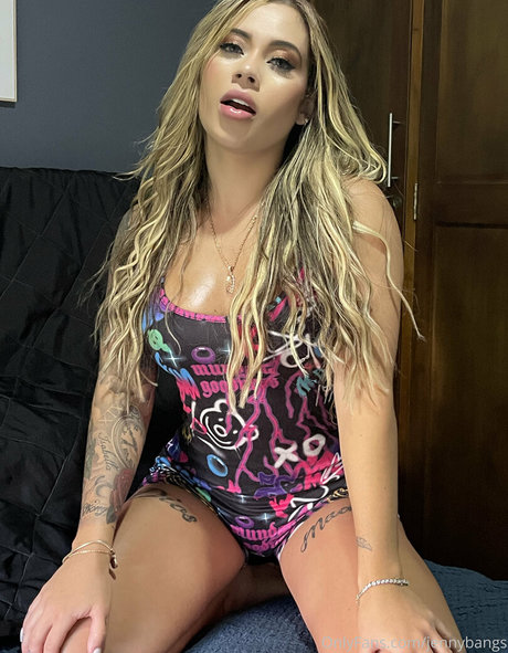 ブルネットのPOV OnlyFans 無料ポルノ アーカイブ