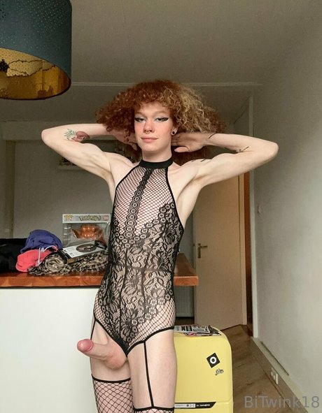 肉厚マンコOnlyFans アート裸 ギャラリー