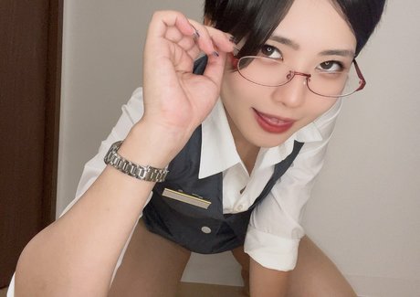 Mikonami アダルトモデル 画像