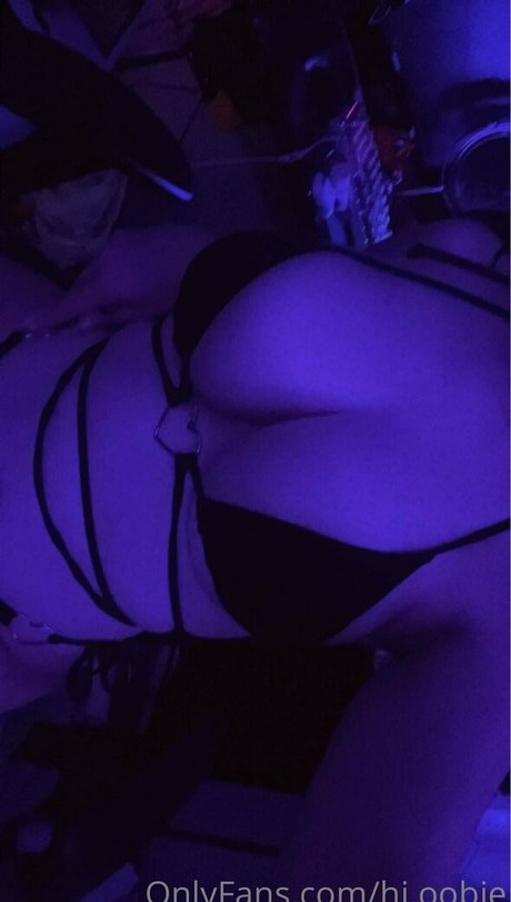 ディスコード トランス OnlyFans セクシー裸 写真