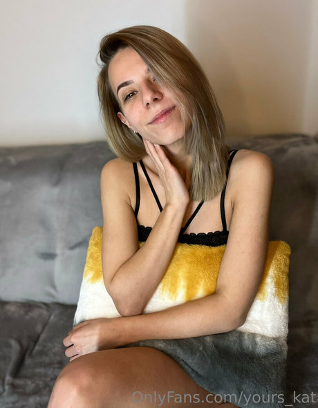yours kat スター xxx 写真