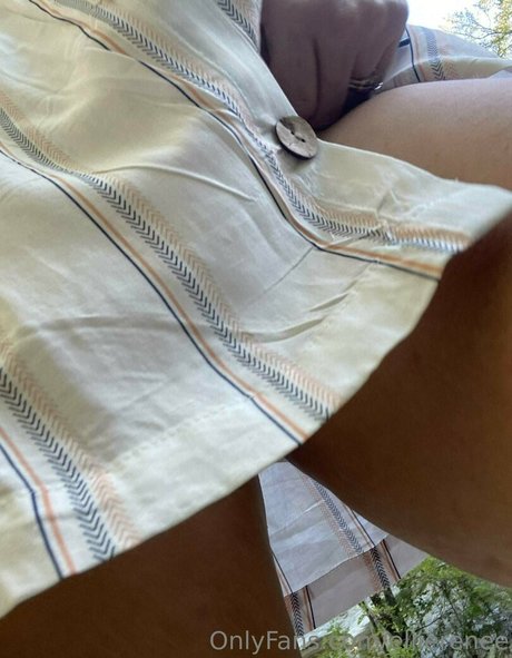 ゴスアジアンOnlyFans 裸 写真