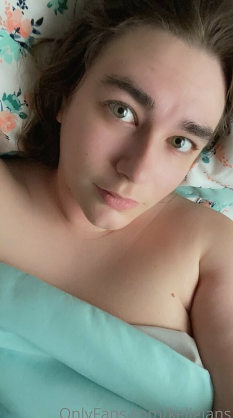 デカ尻ジーンズ OnlyFans アート裸 画像