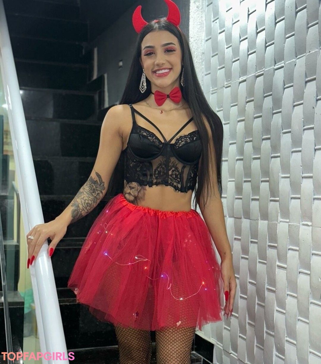 Bia Miranda Da Fazenda スター ヌード ギャラリー