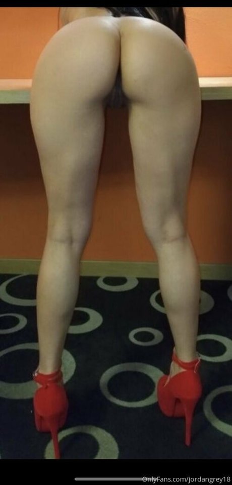 ランジェリーベイビーOnlyFans ヌード 画像