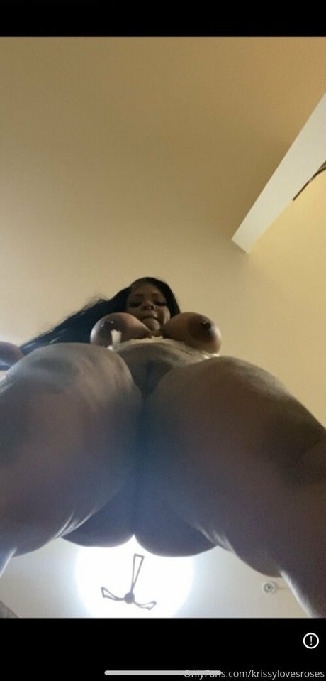 Krissylovesroses セックスポルノスター 写真
