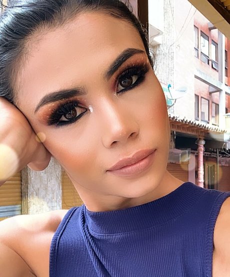 Ana Henao エロティックなスター 画像