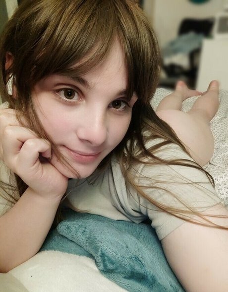 ぽっちゃり痴女OnlyFans 無料 画像