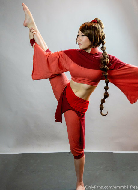 emmixi free 高品質のポルノスター 写真