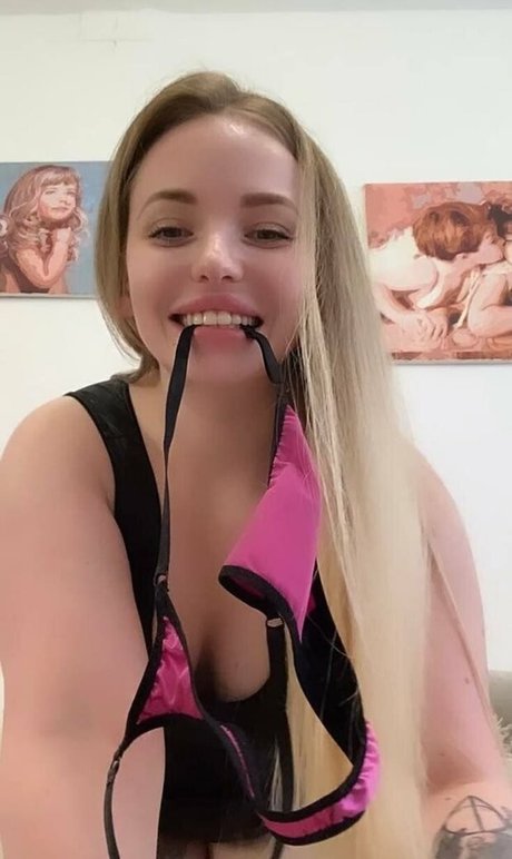 miarodriguezx ホットモデル ギャラリー