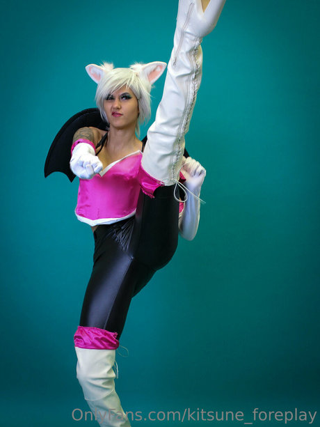 kitsune foreplay アダルト女優 写真