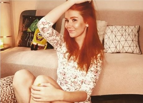 LittleBee ポルノ女優 画像