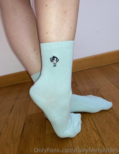 fairyfeetsisters ポルノスター 裸 写真