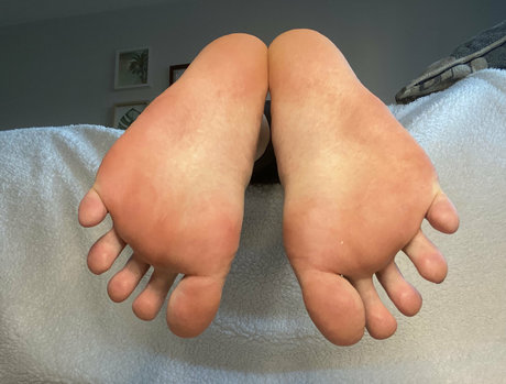 feetznation 独占女優 アーカイブ