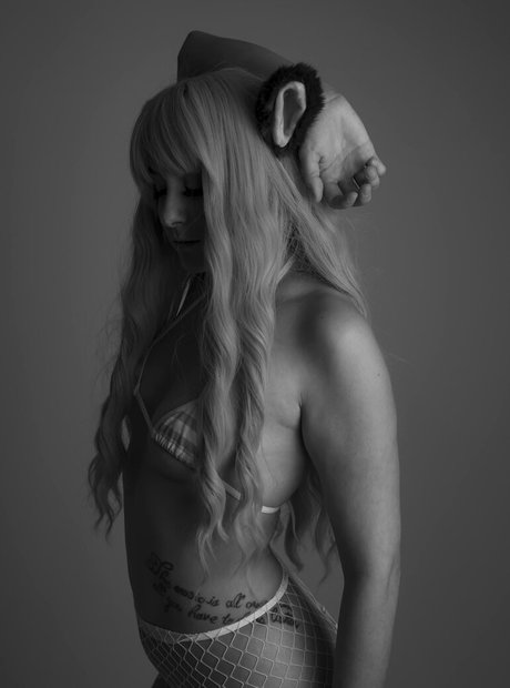 アジアンフィットネス OnlyFans セクシー裸 写真