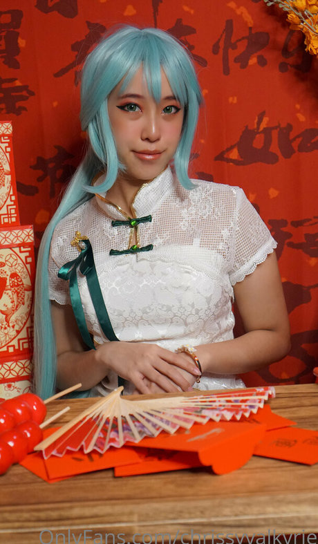 chrissyvalkyrie ポルノモデル 画像