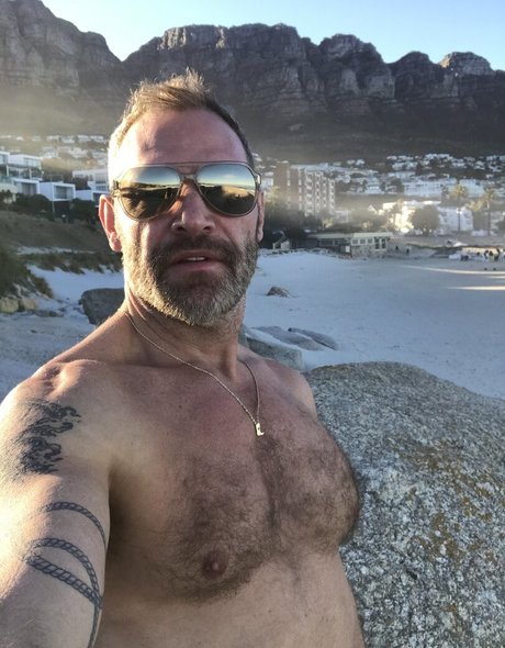 かわいい巨乳OnlyFans アートxxx アーカイブ