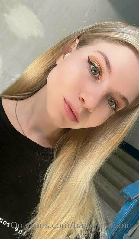 アジアのティーンオンリーファン 無料セクシー 画像