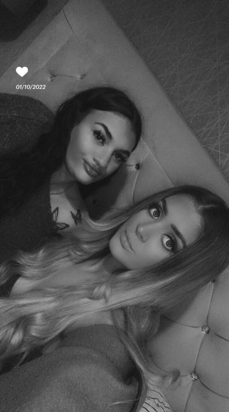 Chloe Ann Whitham アダルト女優 写真