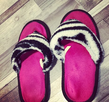 ルビーオンリーファン エロチック 写真