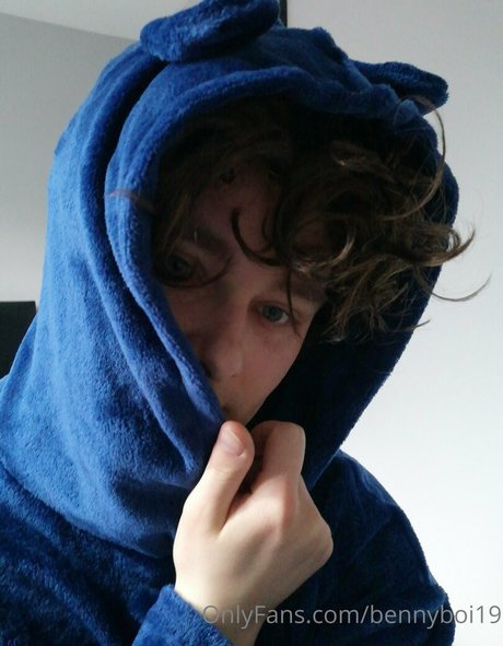 bennyboi19 スター 裸 写真