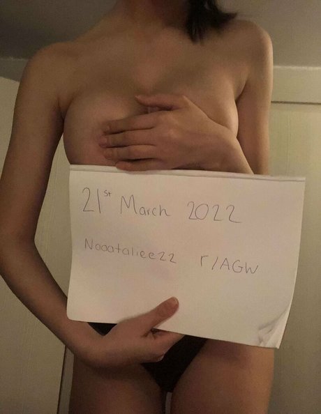 Naaataliee22 無料モデル 写真