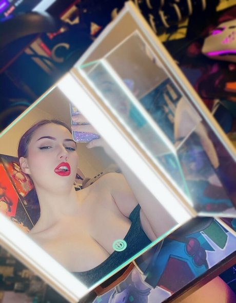 Scarlix 独占女優 画像