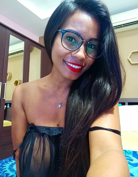 PaulaThai 完璧なスター アーカイブ