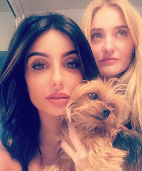 Mikaela Hoover ヌードのポルノスター ギャラリー