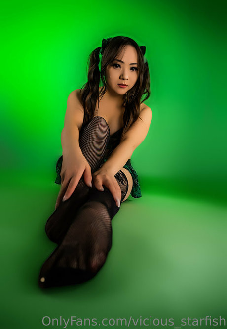 足の裏3P OnlyFans 限定 写真