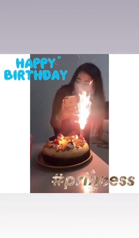 Jazmin Gurrola エロティックなスター 写真