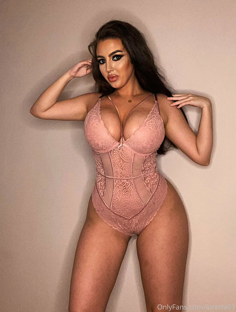 Lorette01 完璧なポルノスター ギャラリー