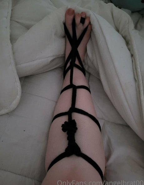 angelbrat00 ポルノスター 写真