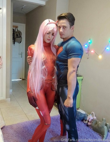 トップレスビーチOnlyFans 美しい裸 写真