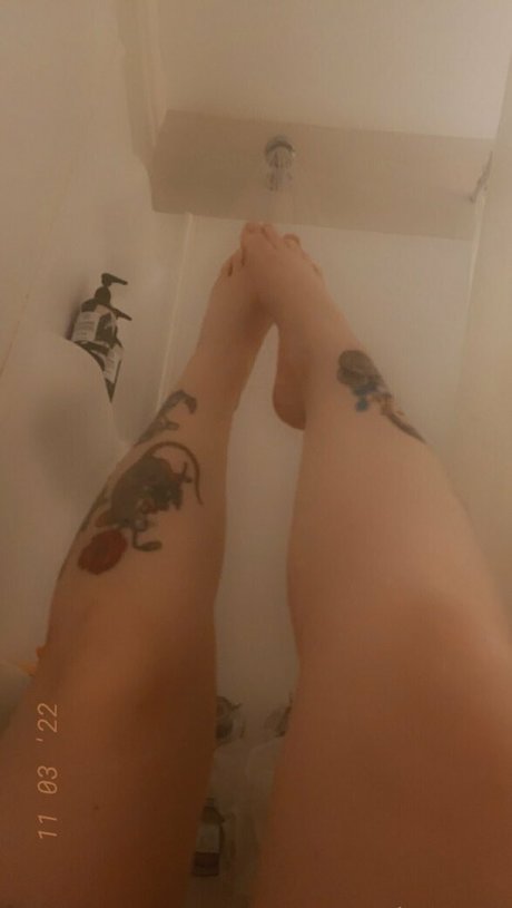 アジア人フィンドムOnlyFans ポルノ ギャラリー