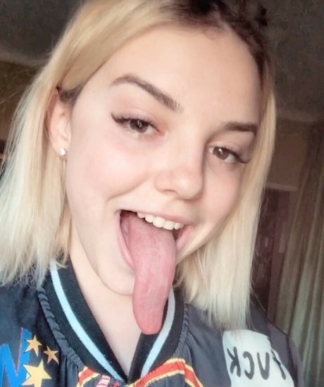 Radmila Maro 美しいモデル 写真