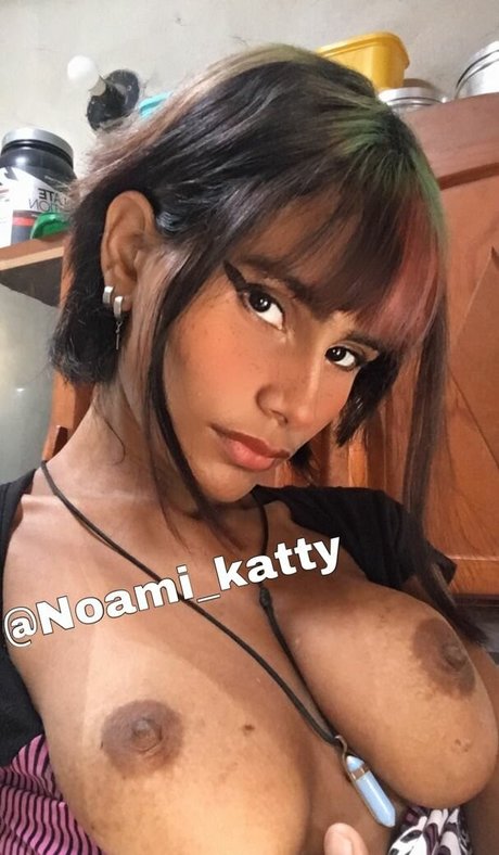 Flavia Llins HDポルノスター 写真