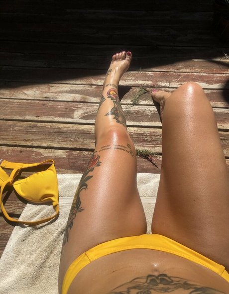 セクシーな足 OnlyFans ポルノグラフィック 写真