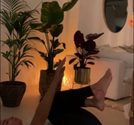 Lamiya Slimani ポルノモデル 画像