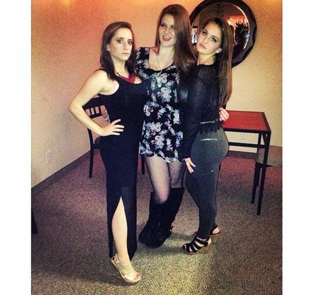 Sarah H ポルノスター アート ギャラリー